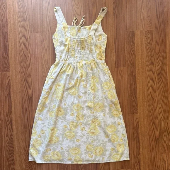 Floral Smocked Midi Dress Size Small - Picture 4 of 6